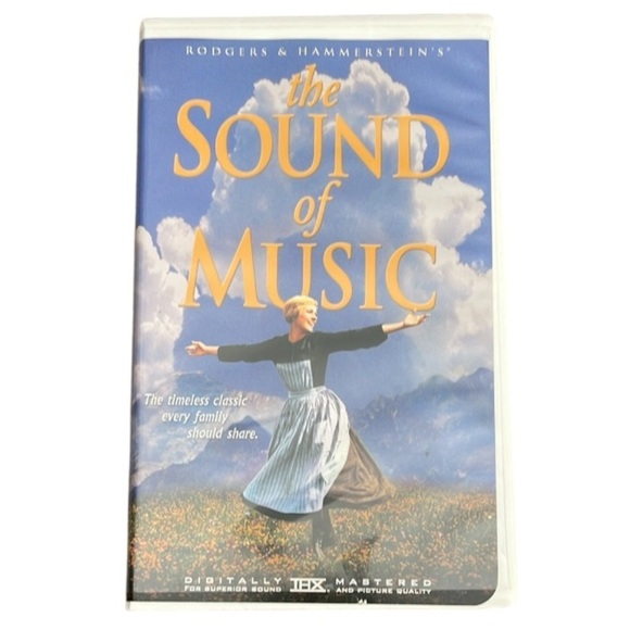 5/$25 The Sound of Music VHS Movie Rodger’s & Hammersteins Julie Andrews 1965 - Picture 1 of 4